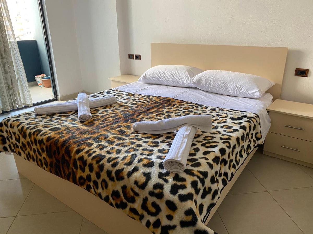 Home Sweet Home 1 - Guest House Тирана Екстер'єр фото