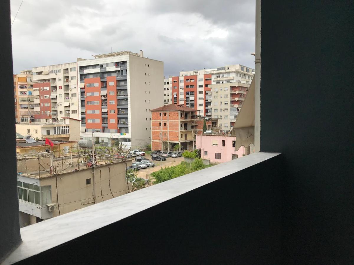 Home Sweet Home 1 - Guest House Тирана Екстер'єр фото